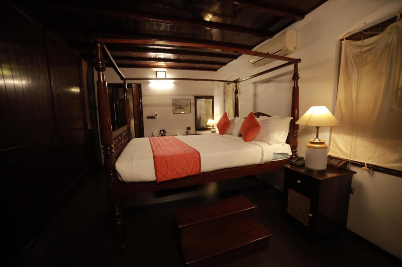 Heritage Methanam Kochi Bagian luar foto